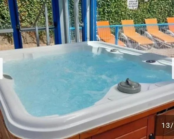 Mobil-Home Camping 4 Etoiles كُنْكال فرنسا