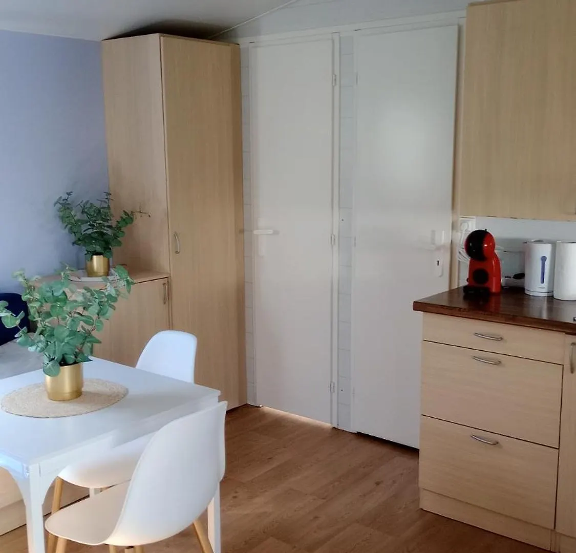Mobil-Home Camping 4 Etoiles كُنْكال مكان تخييم